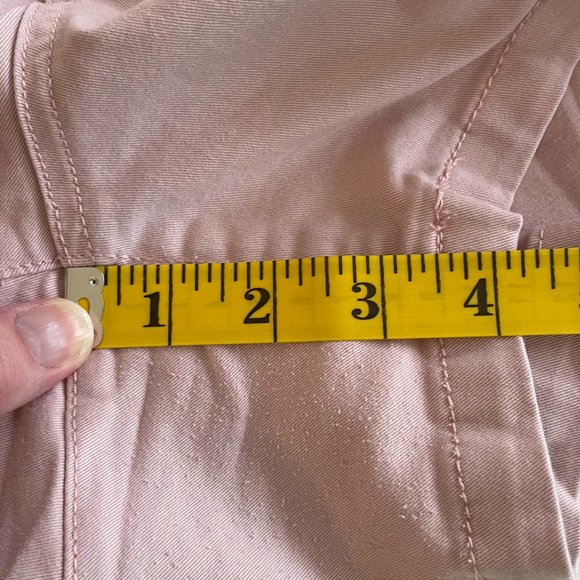 a.n.a. Women's Plus-Size 26 ROSE PINK 4.5" Mid Rise Flat-front Chino Short - Picture 5 of 11